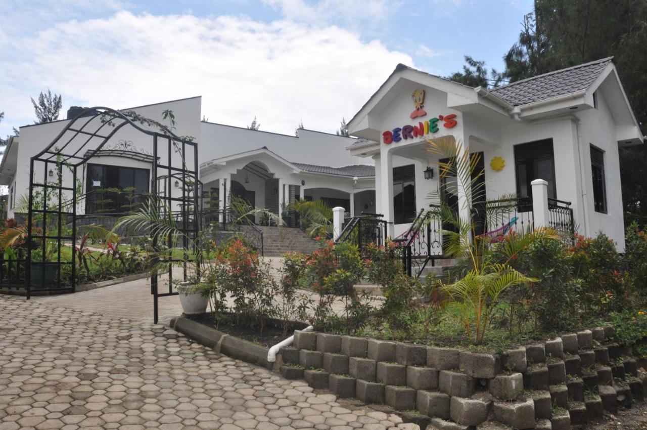 Home Bliss Hotel- Fort Portal Uganda Exterior photo