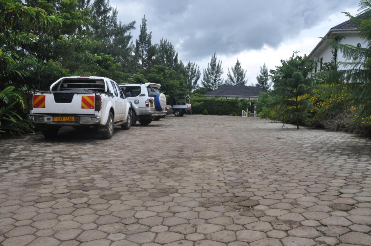 Home Bliss Hotel- Fort Portal Uganda Exterior photo